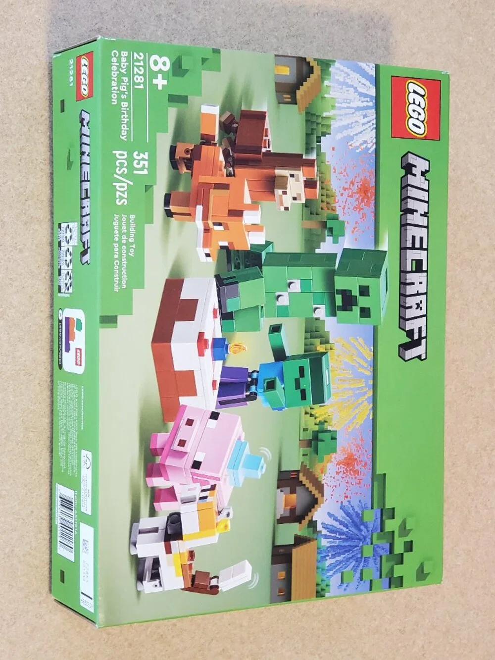 Lego 21281 Minecraft Baby Pig's Birthday Celebration NEW - Picture 1 of 4